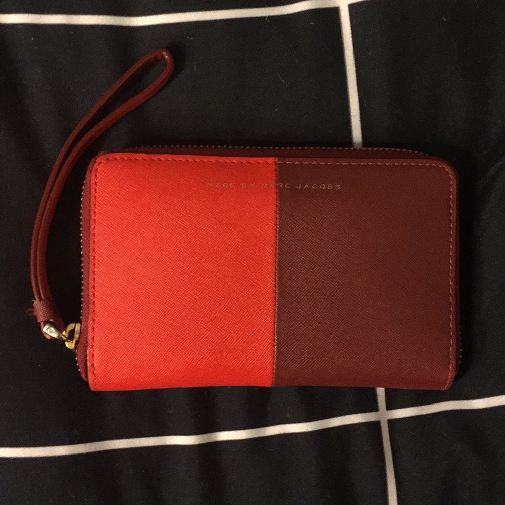 Marc by Marc Jacobs two-tone wristlet wallet